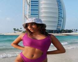 Maya loves traveling and visited Dubai in November 2020.